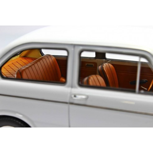 Fiat Uno Turbo 2° Serie MK2 1990 1:18 LM104A