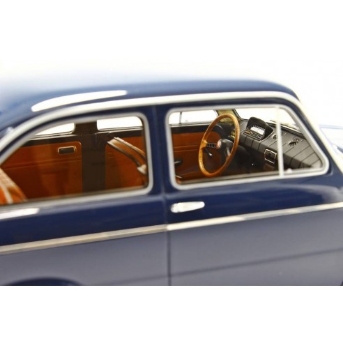 Fiat 850 Special 1968 1:18 LM105AB