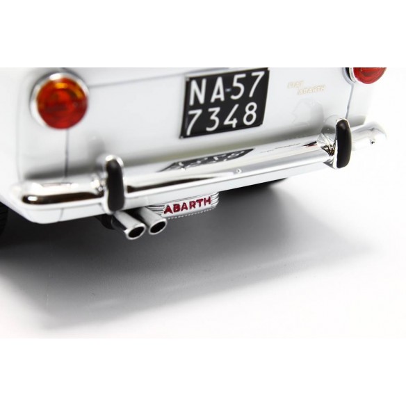 Fiat 850 Special 1968 1:18 LM105A