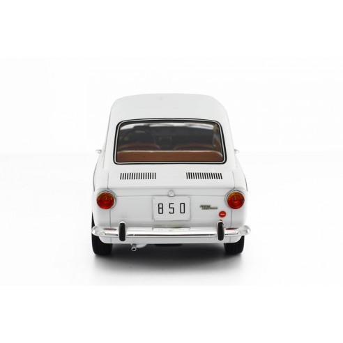 Fiat 850 Special 1968 1:18 LM105A