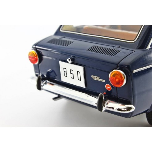 Seat 850 Especial 1968 1:18 LM105AC-SE