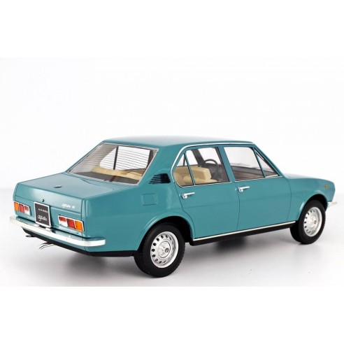 Alfa Romeo Alfetta 1.6 1975 1:18 LM097-2