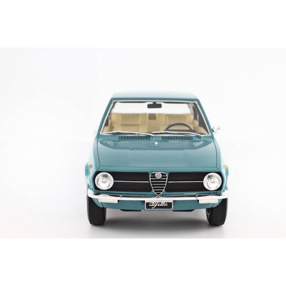 Alfa Romeo Alfetta 1.6 1975 1:18 LM097-2