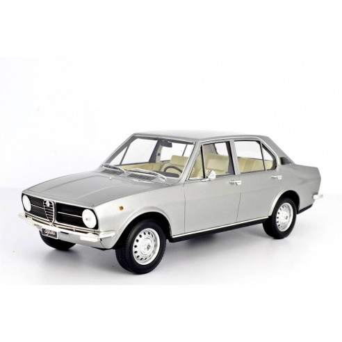 Alfa Romeo Alfetta 1.6 1975 1:18 LM097-3