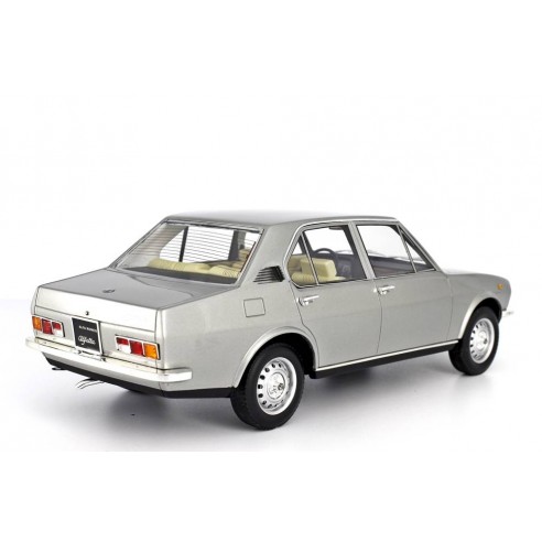 Alfa Romeo Alfetta 1.6 1975 1:18 LM097-3