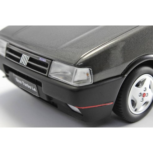 Fiat Uno Turbo 2° Serie MK2 1990 1:18 LM104D