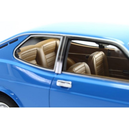 Fiat 128 Coupè 1300 SL 1972  1:18 LM092D