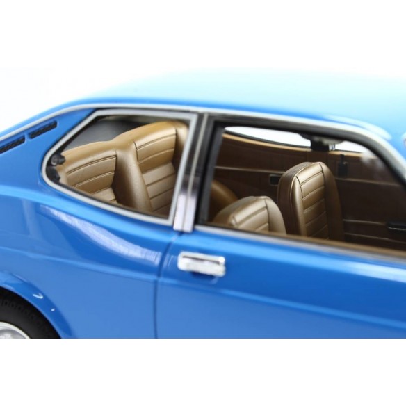 Fiat 128 Coupè 1300 SL 1972  1:18 LM092D