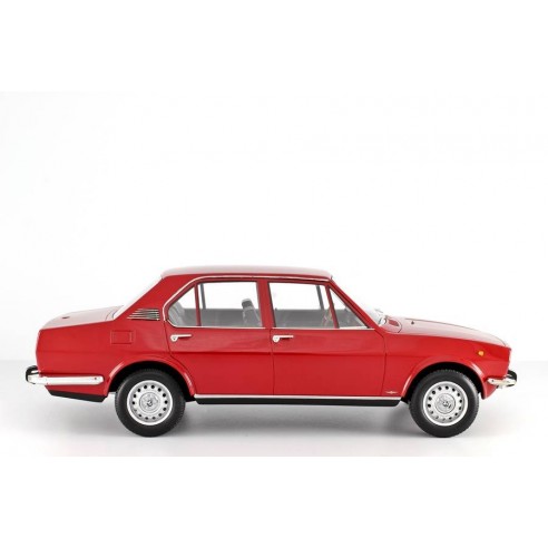 Alfa Romeo Alfetta 1.8 1972 1:18 LM097D