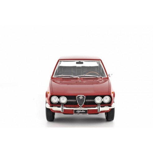Alfa Romeo Alfetta 1.8 1972 1:18 LM097D