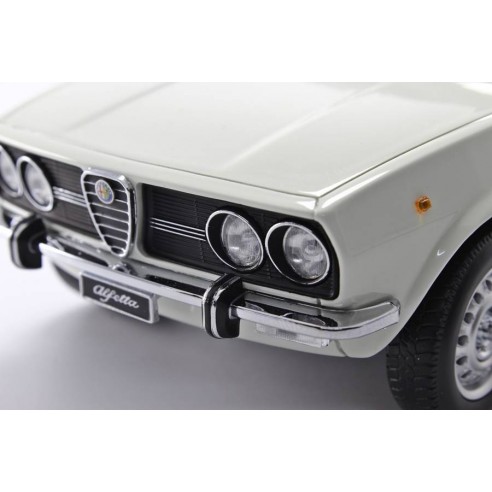 Alfa Romeo Alfetta 1.8 1972 1:18 LM097A