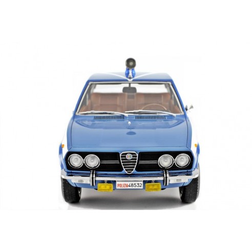 Alfa Romeo Alfetta 1.8 Polizia Squadra Volante 1976 1:18 LM098C