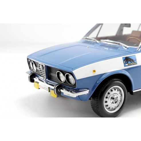 Alfa Romeo Alfetta 1.8 Polizia Squadra Volante 1976 1:18 LM098C