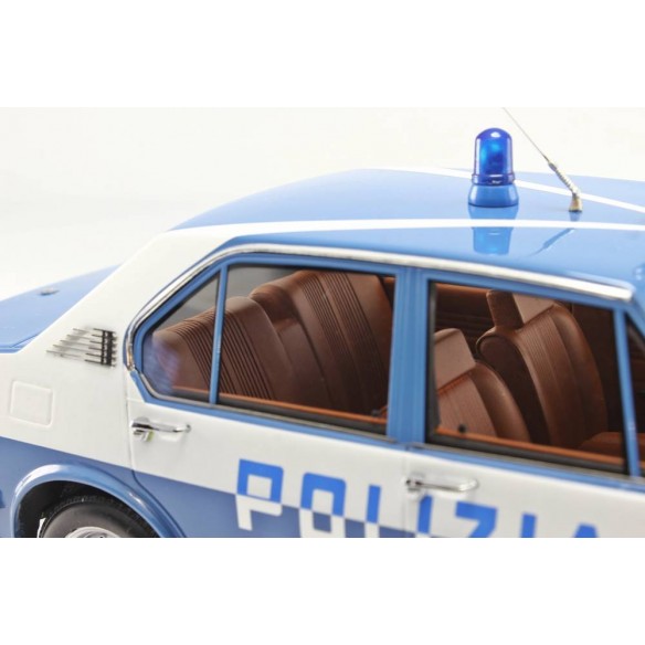 Alfa Romeo Alfetta 1.8 Polizia Squadra Volante 1976 1:18 LM098C