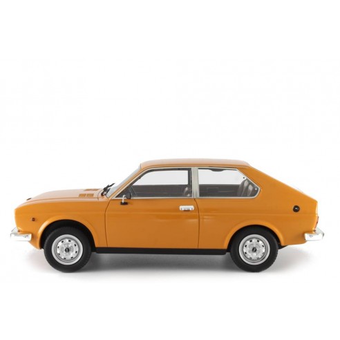 Fiat 128 3P 1100 1975 1:18 LM106D