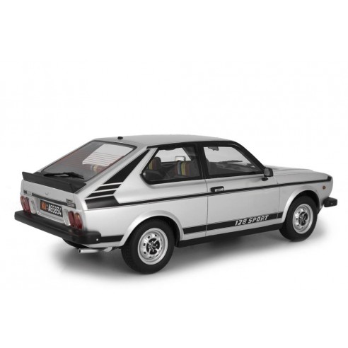 Fiat 128 3P 1100 Sport 1975 1:18 LM106C