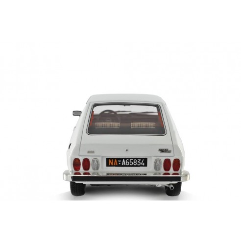 Fiat 128 3P 1100 1975 1:18 LM106E