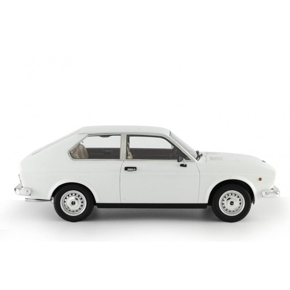 Seat 128 3P 1430 1975 1:18 LM106G