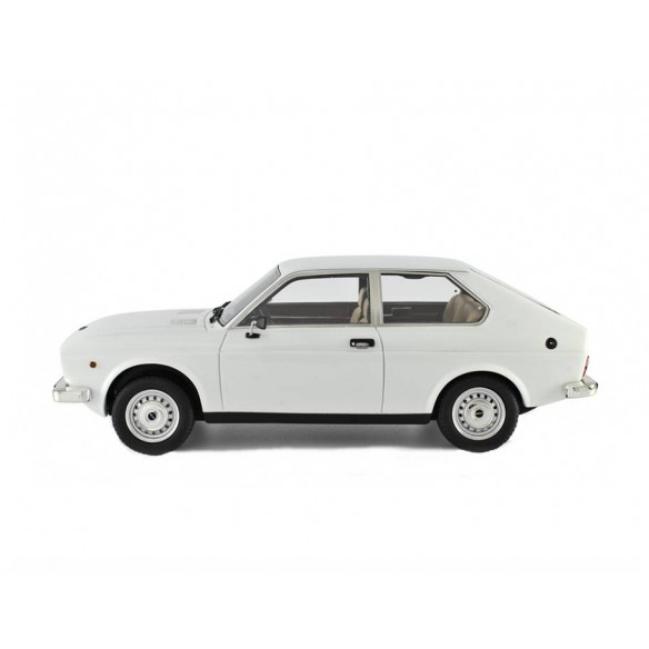 Seat 128 3P 1430 1975 1:18 LM106G