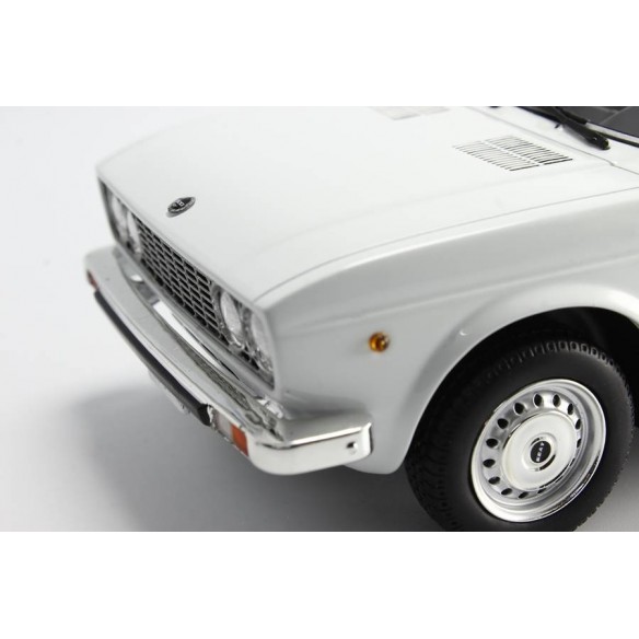 Seat 128 3P 1430 1975 1:18 LM106G