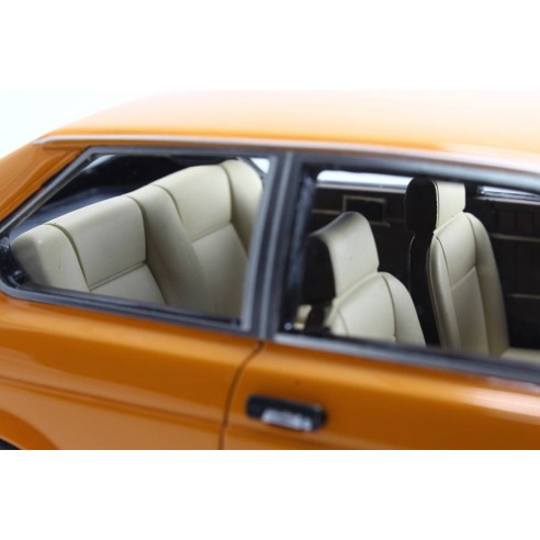 Seat 128 3P 1430 1975 1:18 LM106F