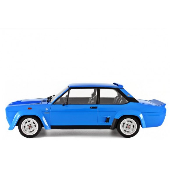 Fiat 131 Abarth Stradale 1976 1:18 LM109A