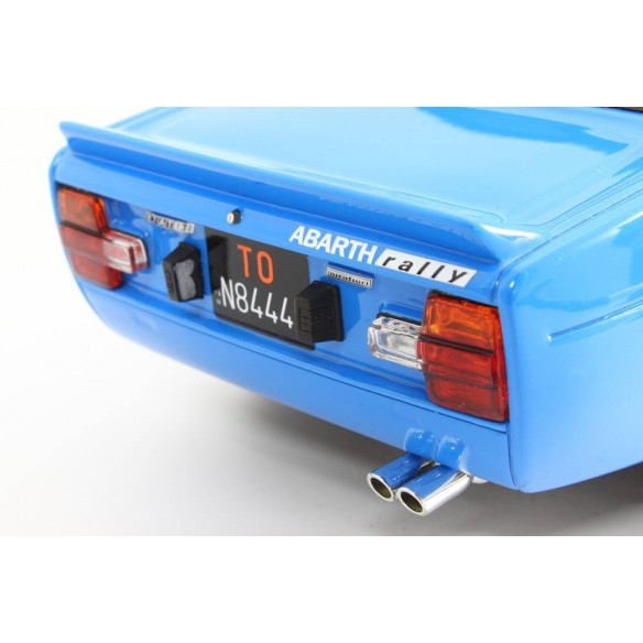 Fiat 131 Abarth Stradale 1976 1:18 LM109A
