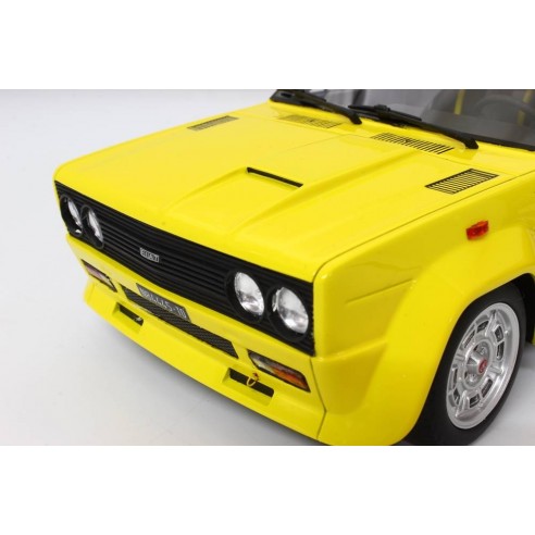 Fiat 131 Abarth Stradale 1976 1:18 LM109C