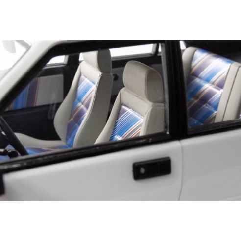 Lancia Delta 1600 HF Turbo ie "R86" (3° serie) 1986 1/18