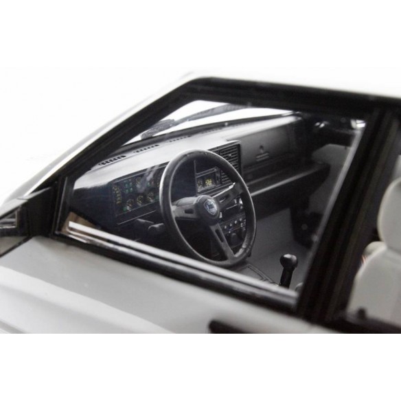 Lancia Delta 1600 HF Turbo ie "R86" (3° serie) 1986 1/18