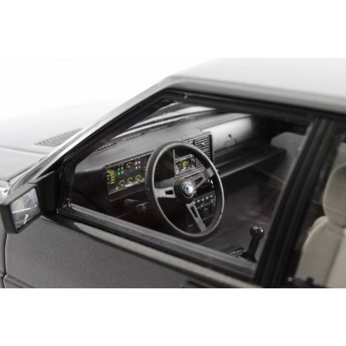 Lancia Delta 1600 HF Turbo ie "R86" (3° serie) 1986 1/18