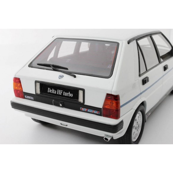 Lancia Delta 1600 HF Turbo ie "R86" Martini IT (3° serie) 1986 1/18
