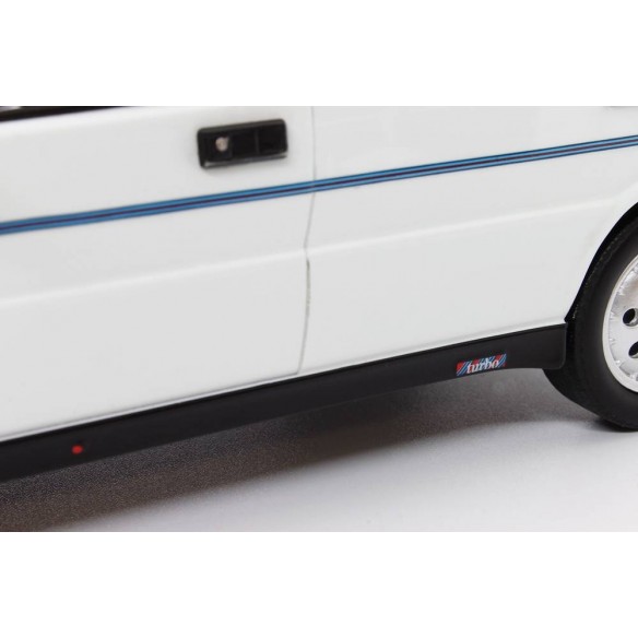 Lancia Delta 1600 HF Turbo ie "R86" Martini IT (3° serie) 1986 1/18