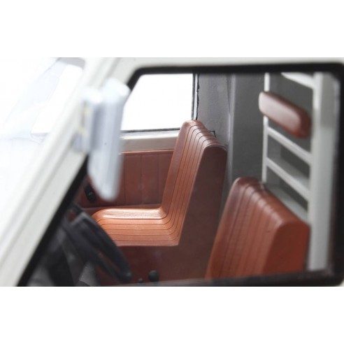 Citroen C35 1° serie 1974 1:18 LM107B