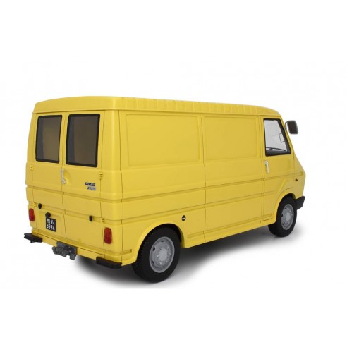 Fiat 242 1° serie 1974 1:18 LM107A