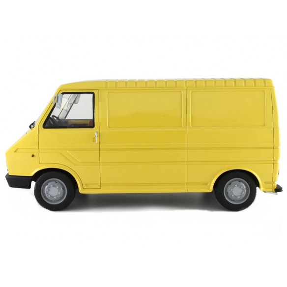 Fiat 242 1° serie 1974 1:18 LM107A