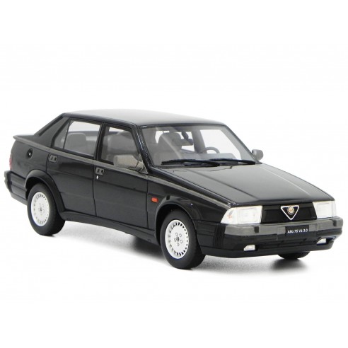 Alfa Romeo Giulietta 1.3 - 1.6 1977 Model Reduit 1:18 Laudoracing