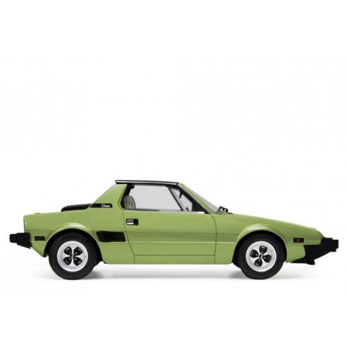 Fiat X1/9 FiveSpeed 1978 Model car 1:18 Laudoracing